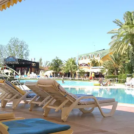 Otel Emirhan & Sport 4*
