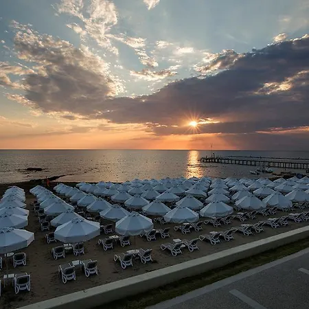 Emirhan & Sport Otel