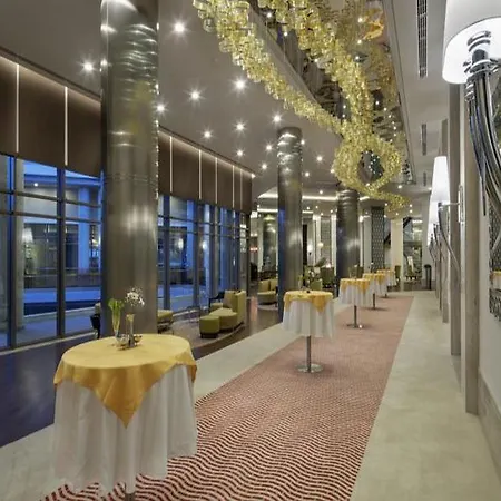 Otel Emirhan & Sport 4*