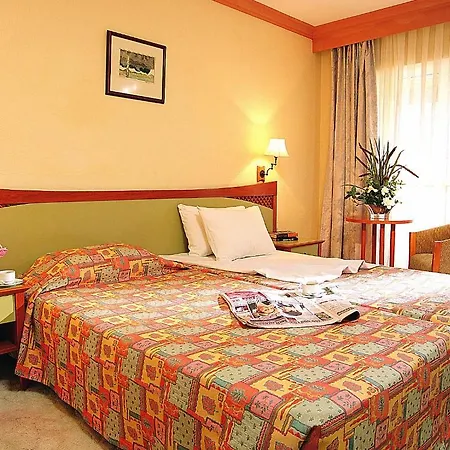 Emirhan & Sport Otel 4*